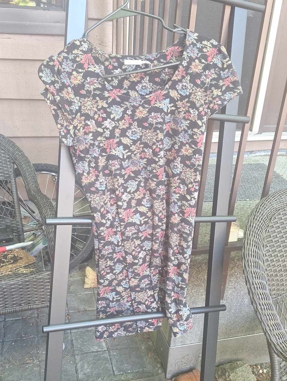 Kimchi Blue Black Floral Short-Sleeve Midi Dress with Pink & Blue Blooms